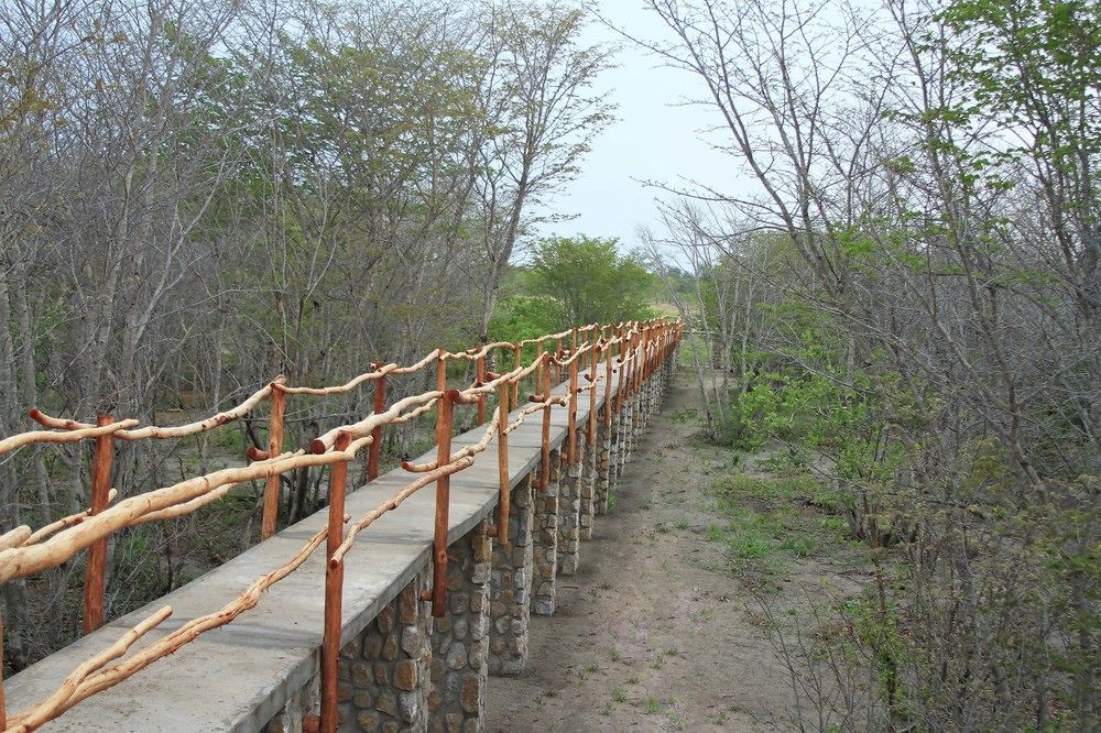Gwango Heritage Resort Dete Екстериор снимка