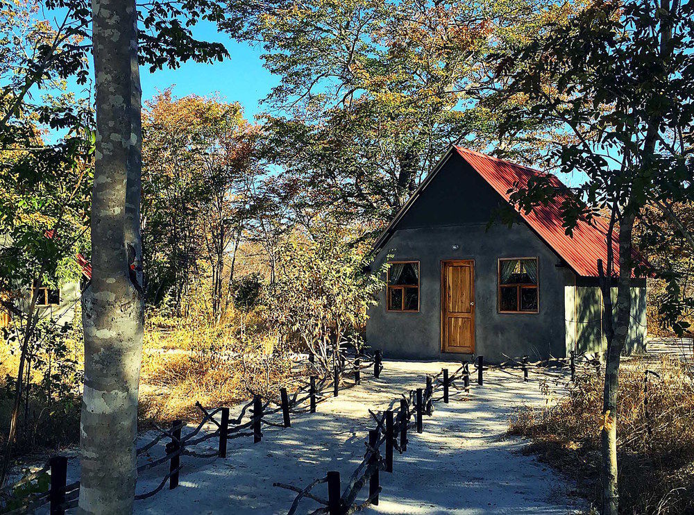 Gwango Heritage Resort Dete Екстериор снимка